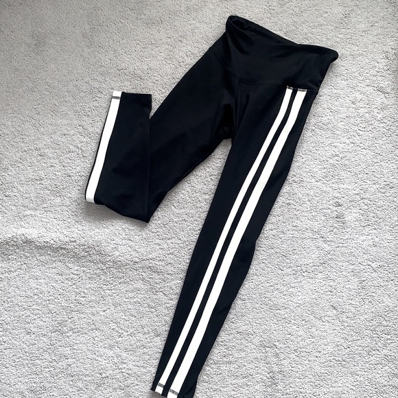 Old Navy Stripped Leggings - Picture 2 of 4